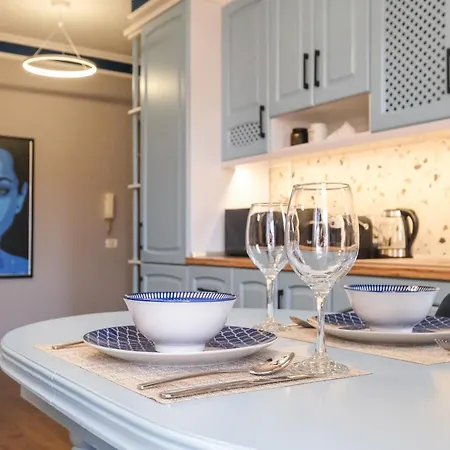 Matisse No15 - One Bedroom With Balcony Lägenhet Tirana