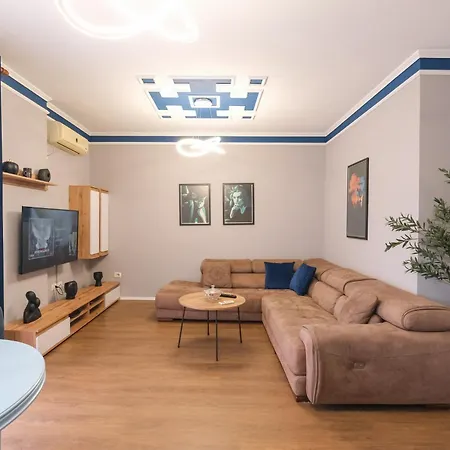 Matisse No15 - One Bedroom With Balcony * Tirana