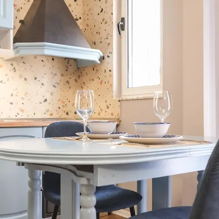 Matisse No15 - One Bedroom With Balcony * Tirana