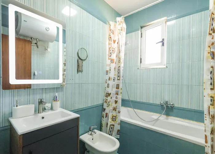 Matisse No15 - One Bedroom With Balcony Apartament *