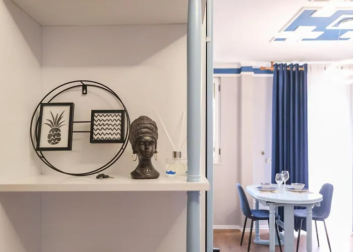 Matisse No15 - One Bedroom With Balcony