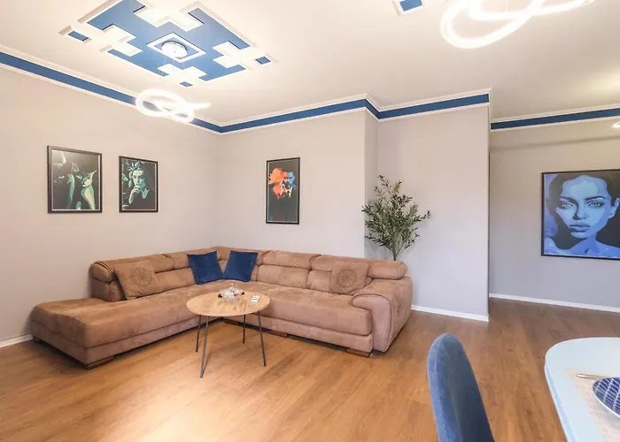 Matisse No15 - One Bedroom With Balcony Tirana